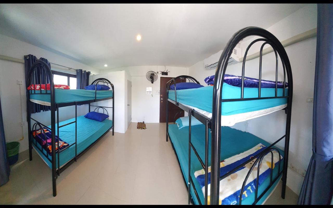 P & T Hostel Bang Rak Beach  Eksteriør billede