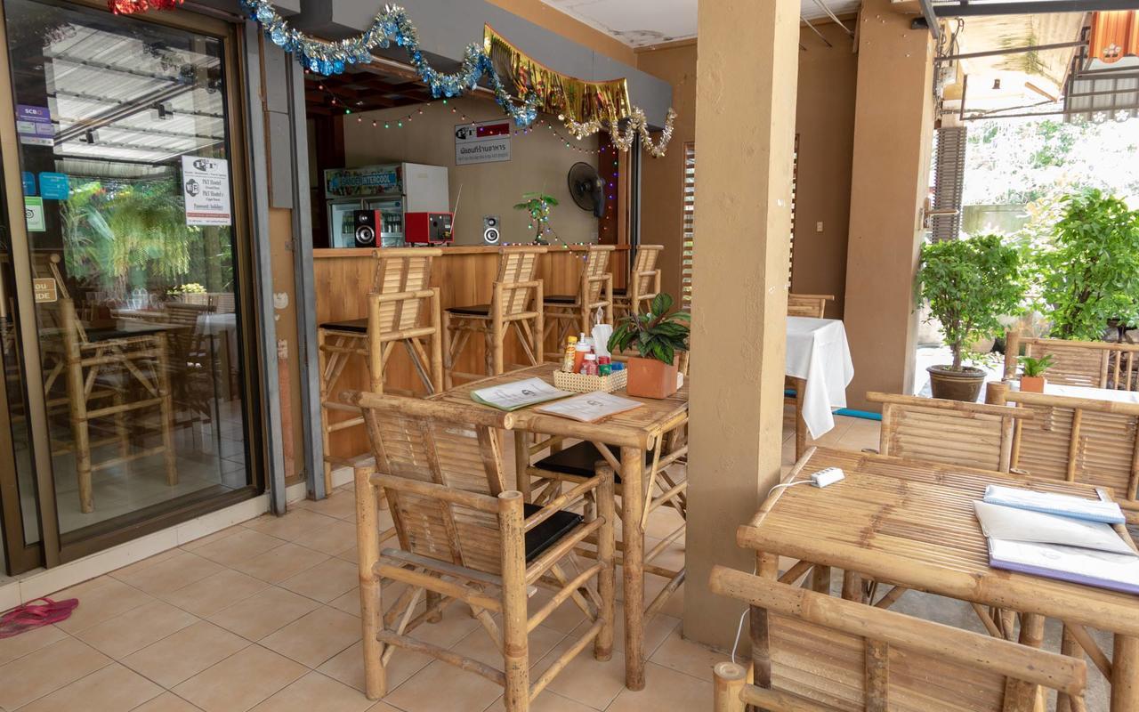 P & T Hostel Bang Rak Beach  Eksteriør billede