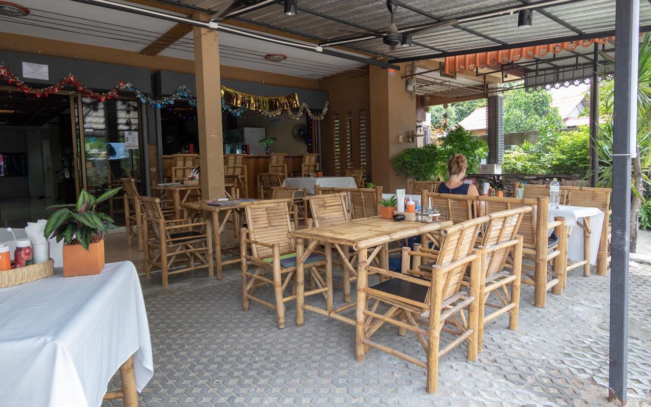 P & T Hostel Bang Rak Beach  Eksteriør billede